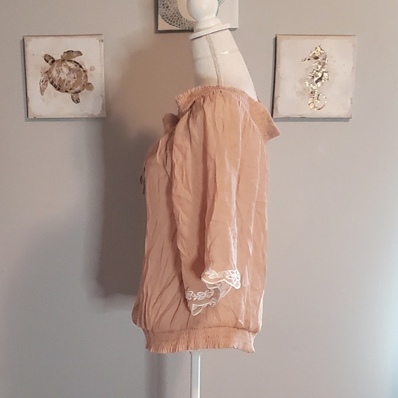 Charlotte Russe pink bohemian white lace blouse 2X - Picture 2 of 8